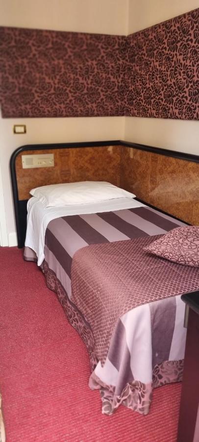 Hotel Villa Regina Margherita Rovigo Exterior foto
